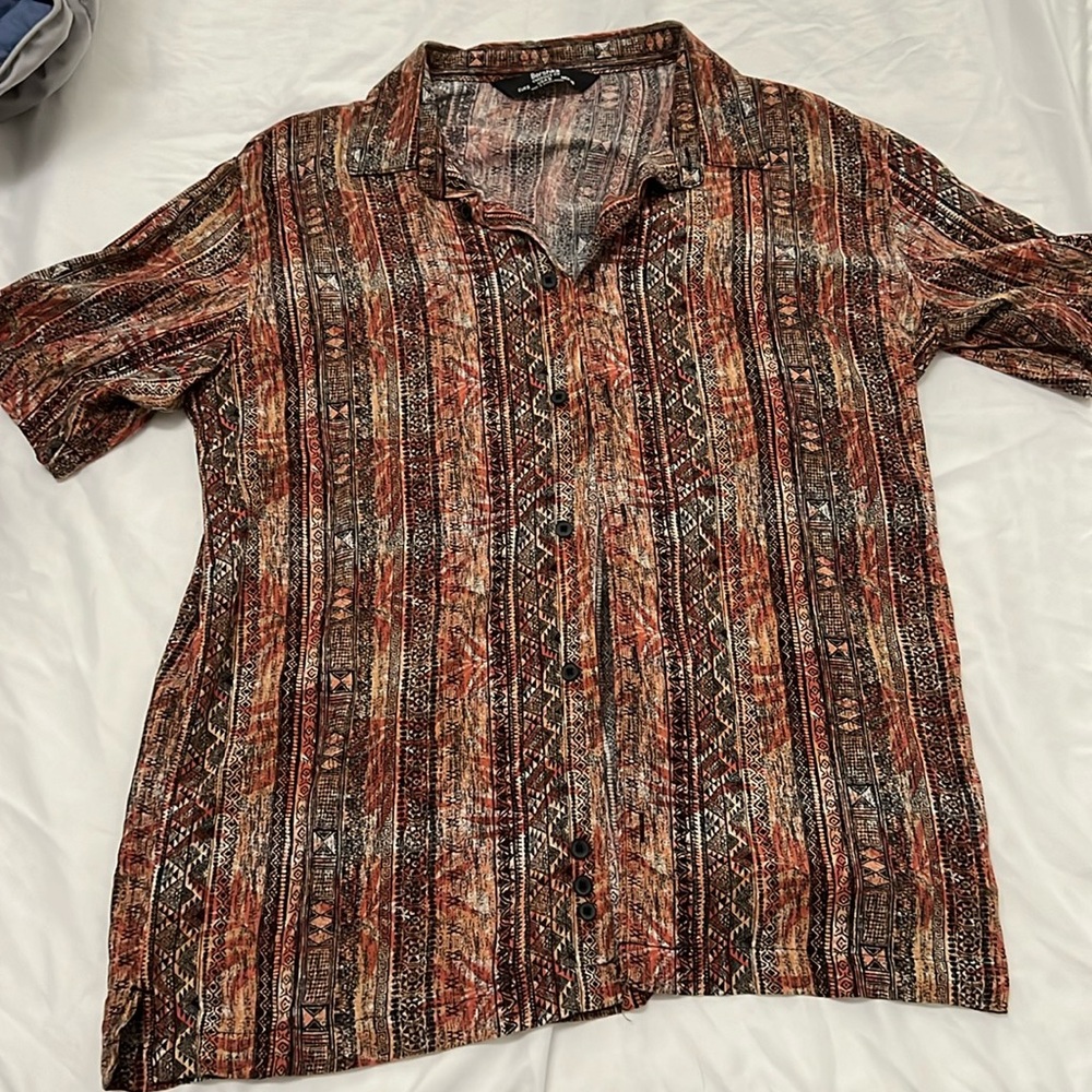 Short sleeve shirt